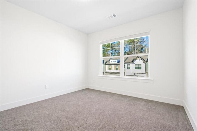 Building Photo - 28 Auburn Valley Wy