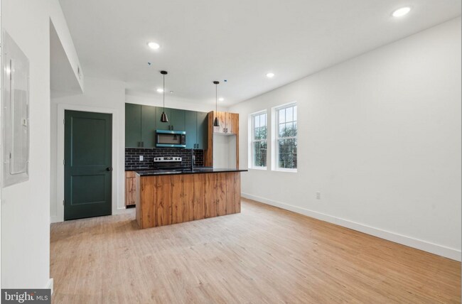 Building Photo - 4181 Mantua Ave
