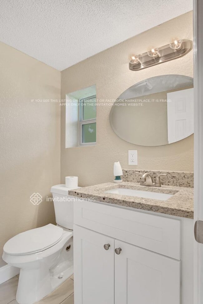 Building Photo - 142 Country Club Cir