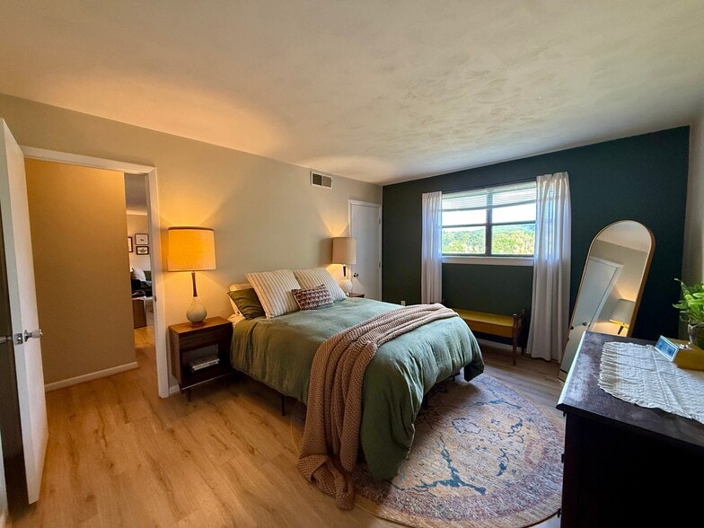 Building Photo - 3551 Timberline Trail