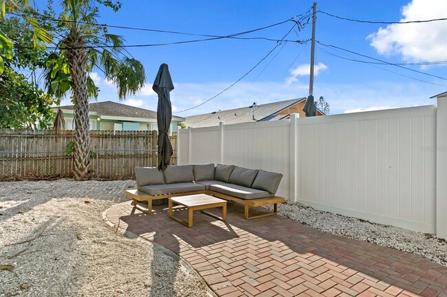 Building Photo - 13304 2nd St E