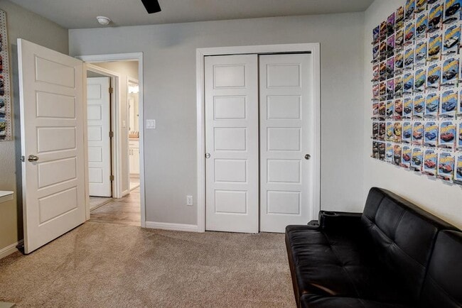 Building Photo - 210 Cold Spg Lp