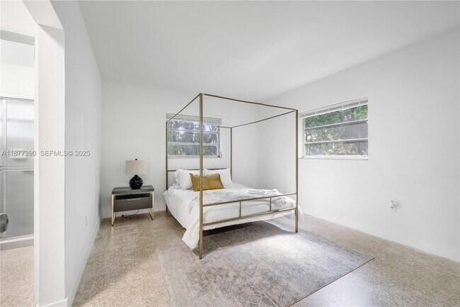 Building Photo - 6445 SW 46th Terrace