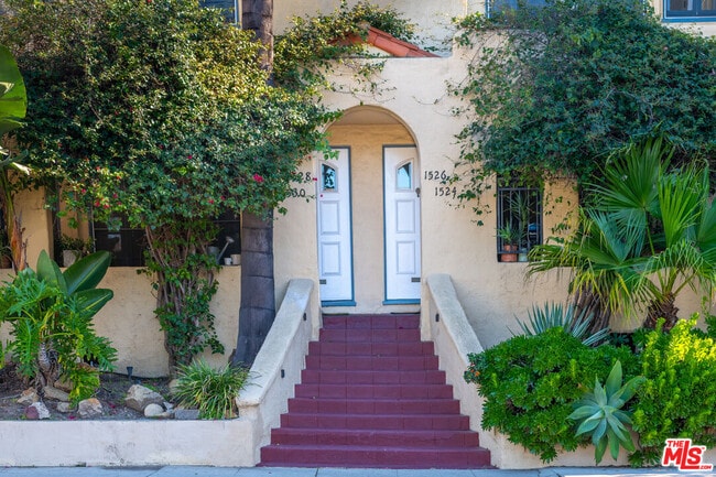 Building Photo - 1526 Myra Ave