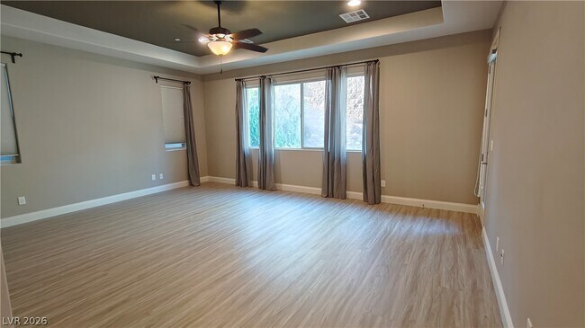 Building Photo - 2868 Josephine Dr