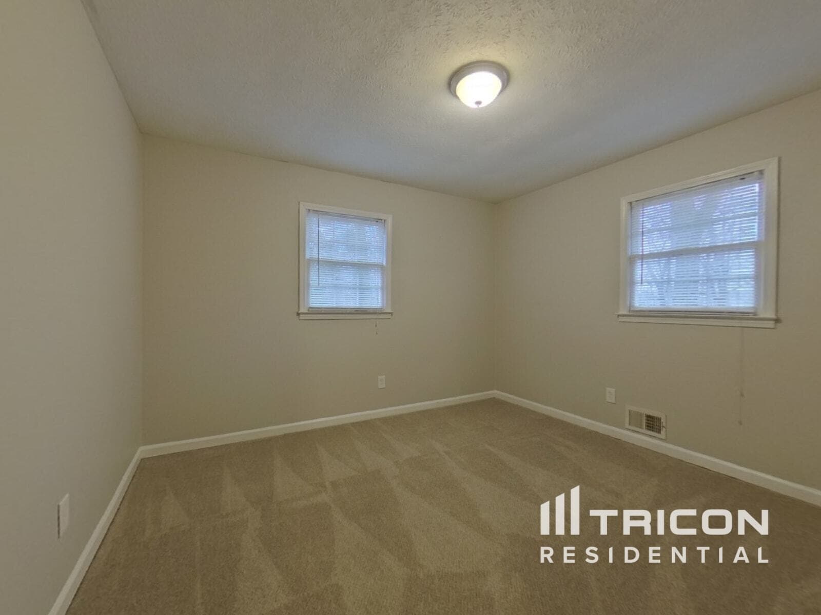 Building Photo - 5020 Horton Pl