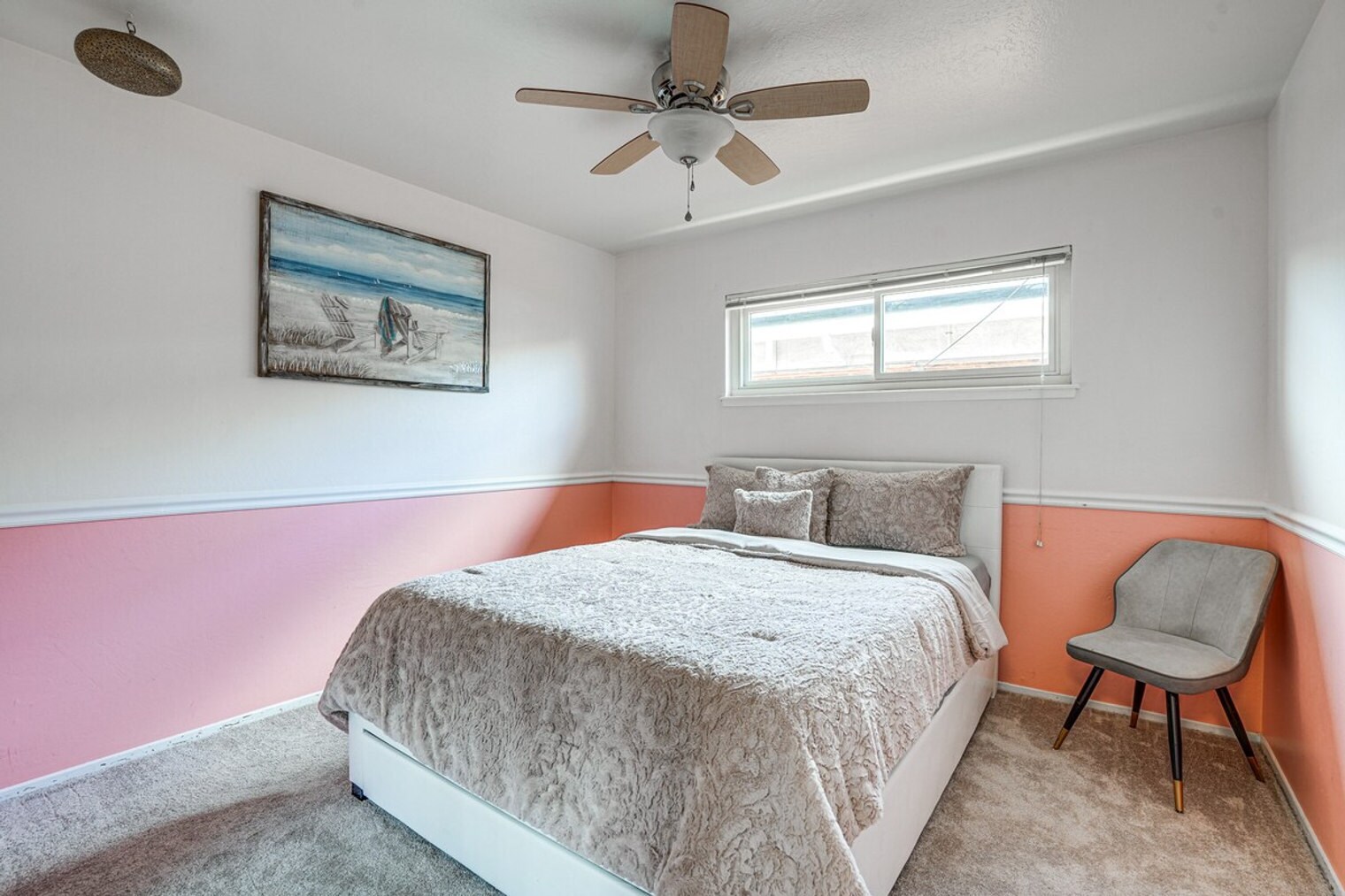 Building Photo - 1338 Thais Ln