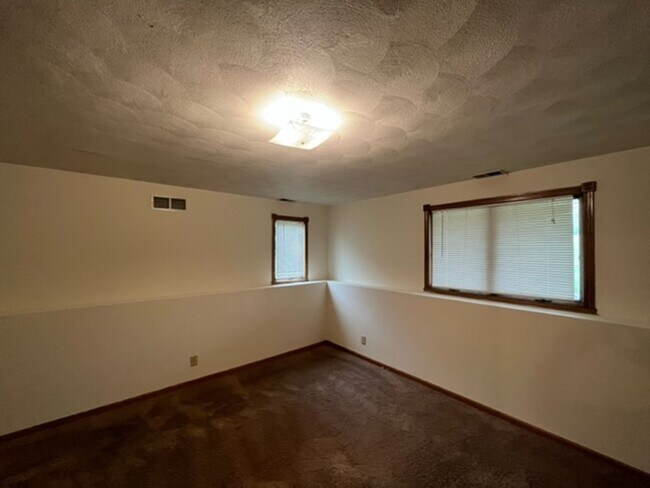 Building Photo - 291