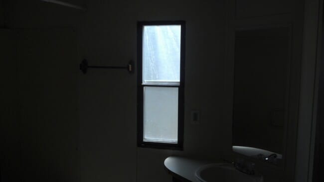 Building Photo - 134 Jordyn Ln