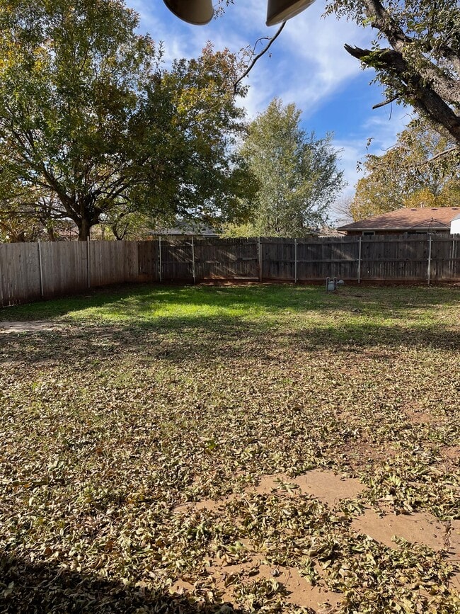 Building Photo - 1113 Berwyck Dr