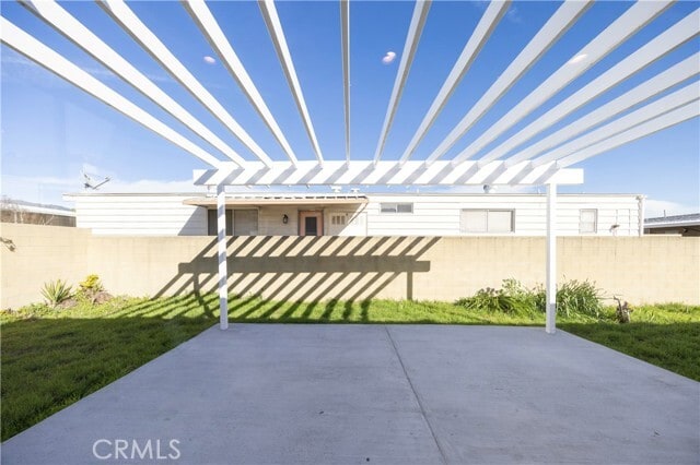 Building Photo - 2558 S 10th Ave