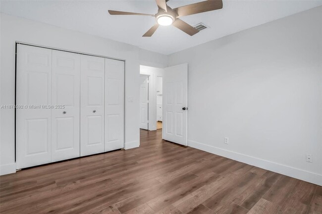 Building Photo - 2716 SW 180th Ave