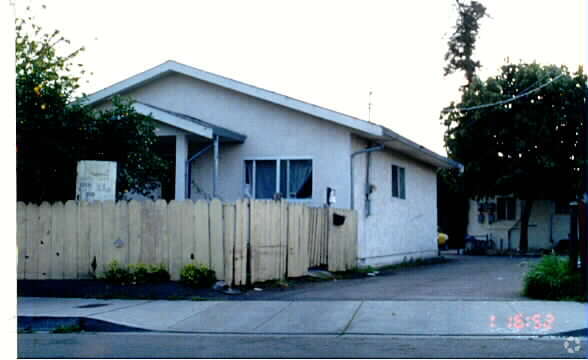 Building Photo - 22637-22645 Happyland Ave