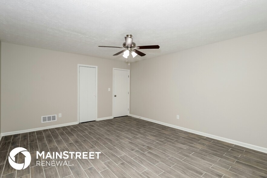 Building Photo - 6310 Beethoven Cir