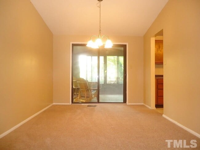 Building Photo - 110 Charolais Trail