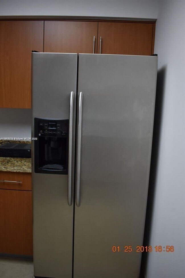 Building Photo - 3300 NE 192 St