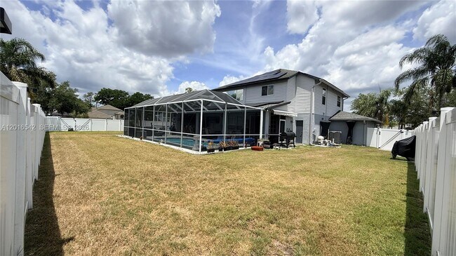 Building Photo - 1813 Vista River Dr
