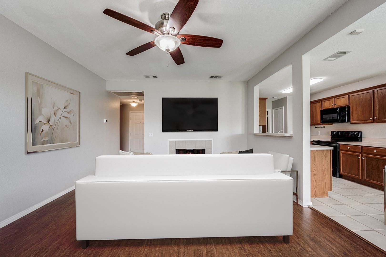 Building Photo - 4313 Sonoma Dr