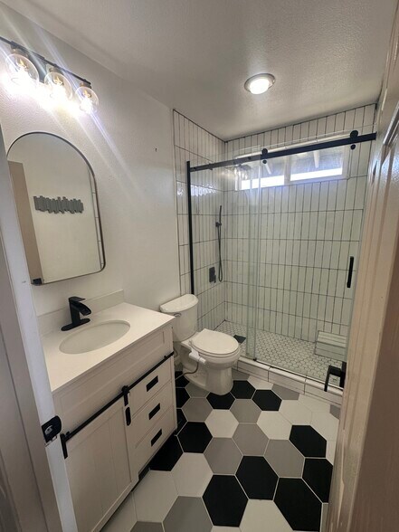 Building Photo - 91-1043-1043 Mamaka St