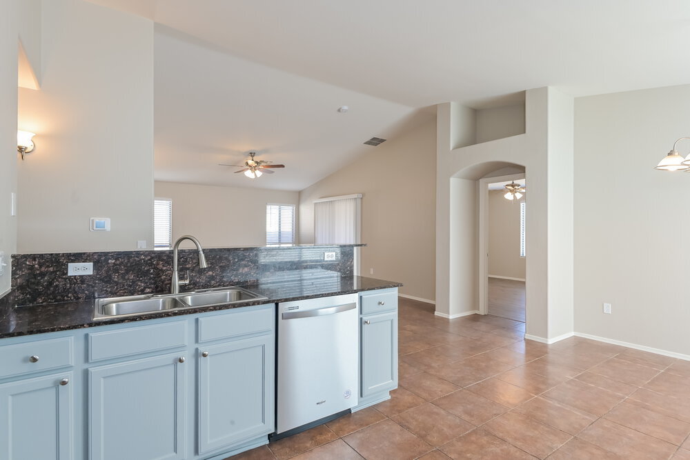 Building Photo - 7103 S Providence Dr