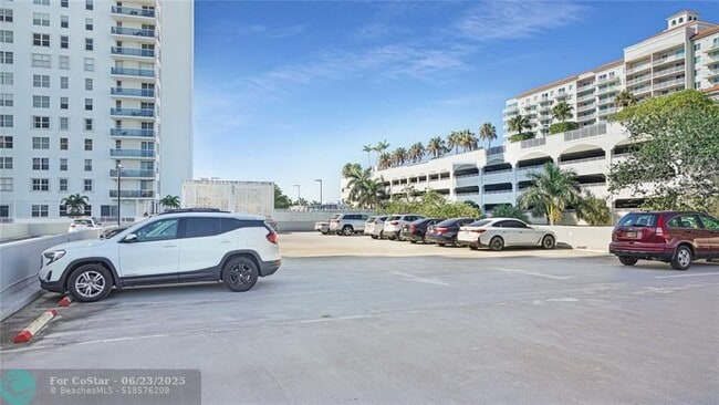 Building Photo - 3031 N Ocean Blvd