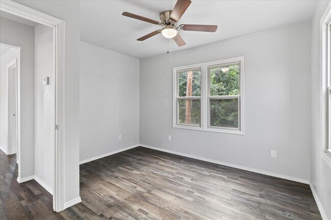 Building Photo - 4610 N Classen Blvd