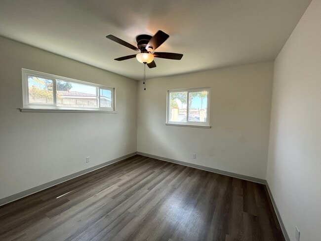 Building Photo - 12728 Linnell Ave