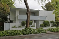Building Photo - 1823 H Street