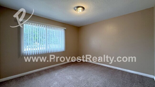 Building Photo - 11213 Kiowa Rd