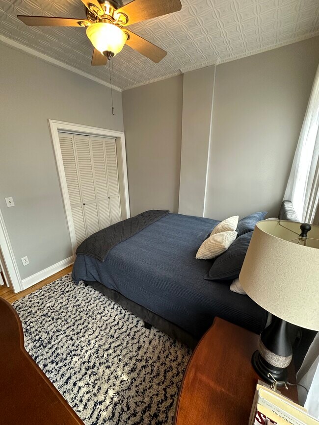 Building Photo - 135 Park Ave