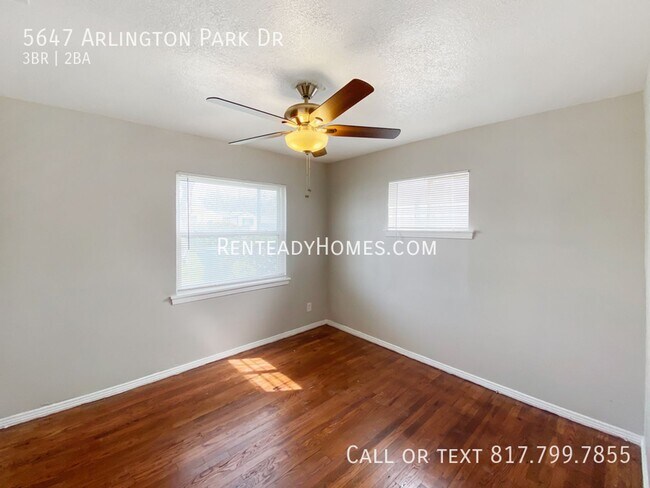 Building Photo - 5647 Arlington Park Dr