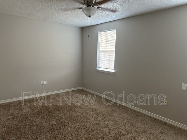 Building Photo - 1038 Sun Valley Ln