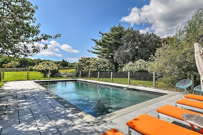 Building Photo - 73 Brayton Point Rd