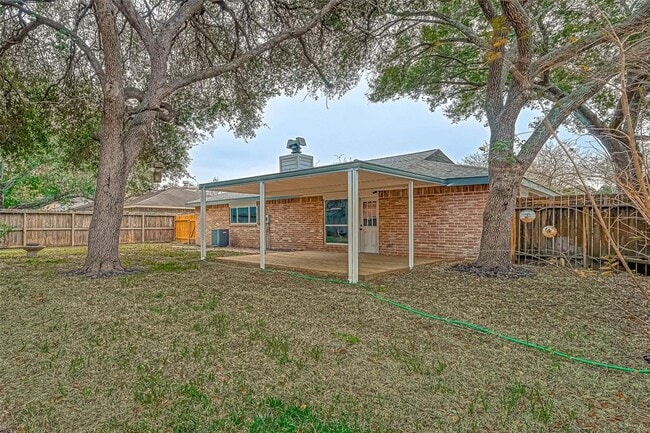 Building Photo - 2330 Grindstone Ln