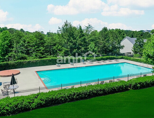 Building Photo - 6194 Bridlewood Ln