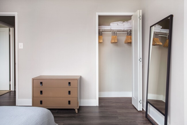 Building Photo - 1515 Richmond Hwy