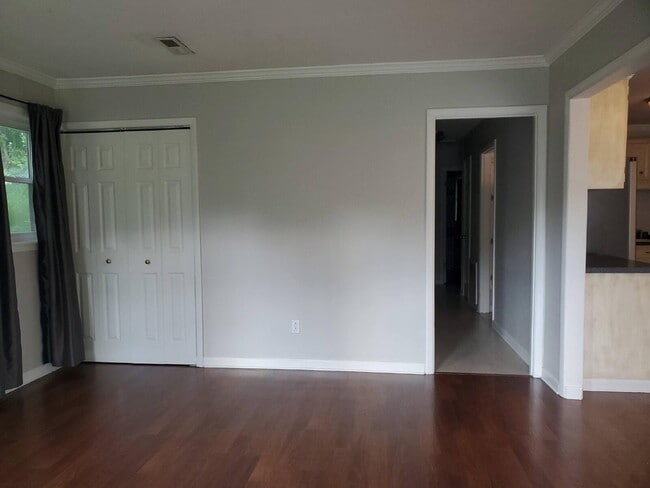 Building Photo - 2248 Norwood Dr NW