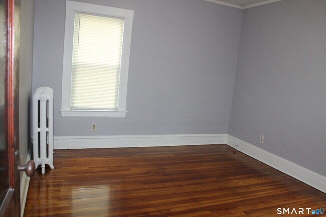 Building Photo - 45 Grandview Terrace