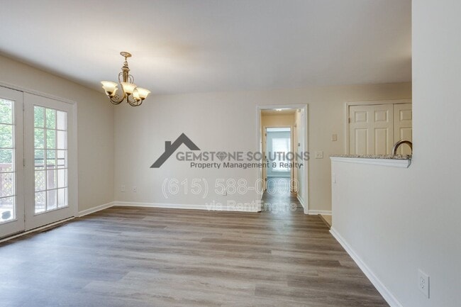 Building Photo - 5918 Stone Brook Dr