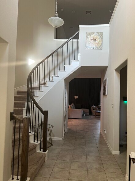 Building Photo - 7911 Virginia Dr