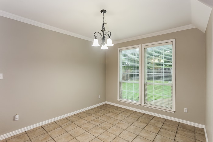 Building Photo - 1813 Manor Ridge Way