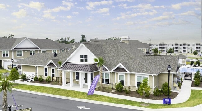 Building Photo - 8067 Purchase Ne Pl