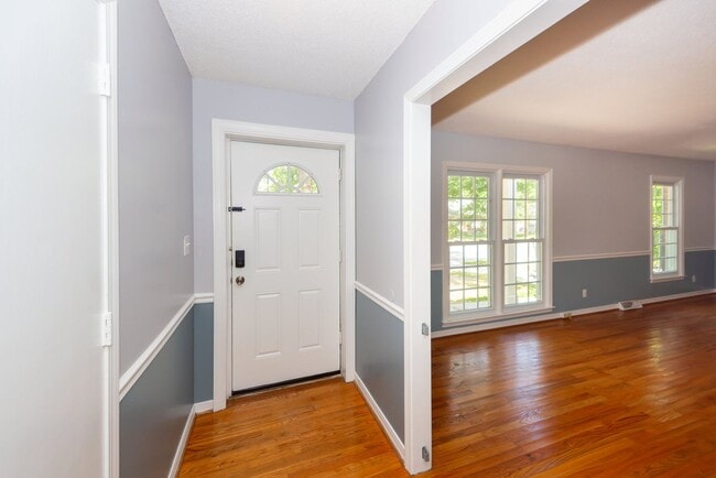 Building Photo - 3 Bedroom 2 Bath Home in Kings Grant - Summerville