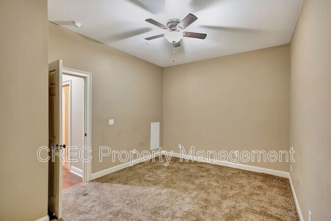 Building Photo - 258 Silver Cypress Cir