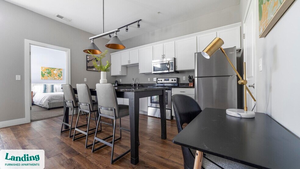 Building Photo - 41 E 9th Ave