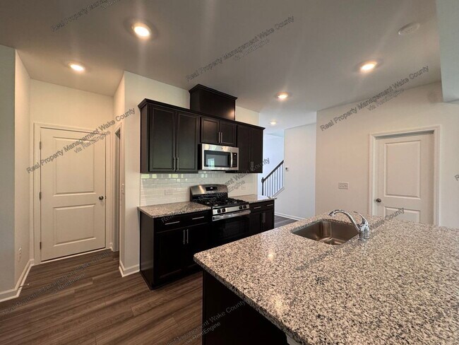 Building Photo - 254 Snowfield