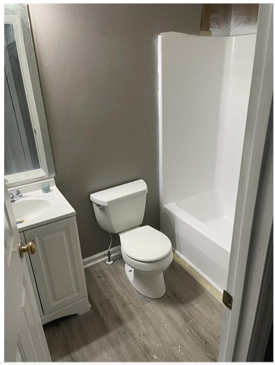 Building Photo - 2441 Bay Harbor Dr