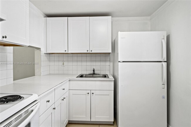 Building Photo - 301 NW 177th St
