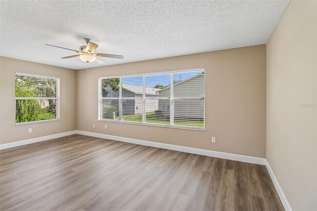 Building Photo - 2609 Privada Dr