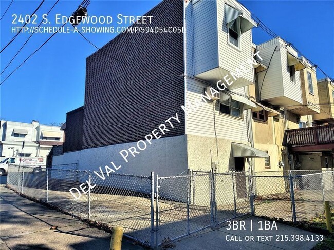 Building Photo - End-Unit, 3-BD, 1.5-BTH, Townhouse for Ren...